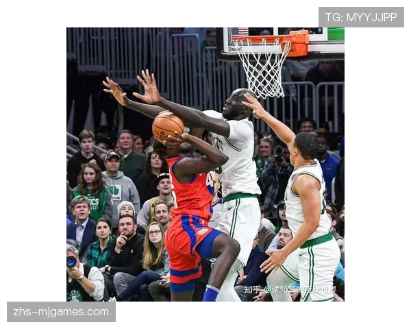 节奏最快十支球队无进攻效率前十，联盟出现攻防效率悖论